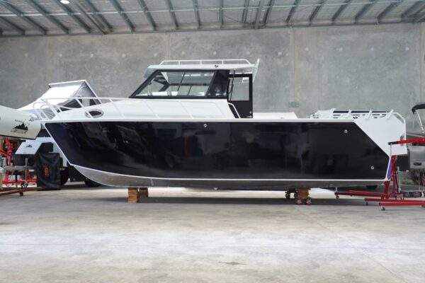 7.9m Shark Cat - Image 7