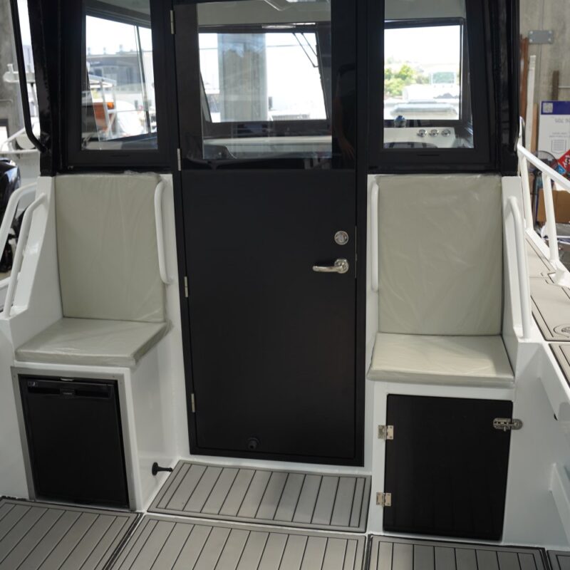 7.9m Shark Cat - Image 10