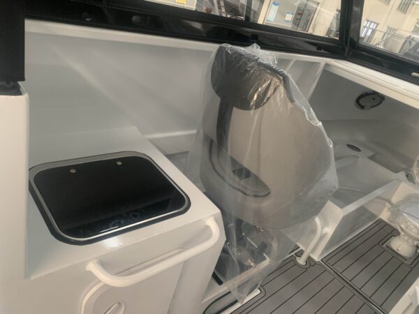 7.9m Shark Cat - Image 18