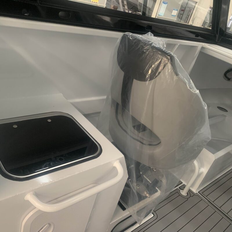 7.9m Shark Cat - Image 18