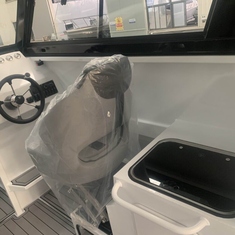 7.9m Shark Cat - Image 19