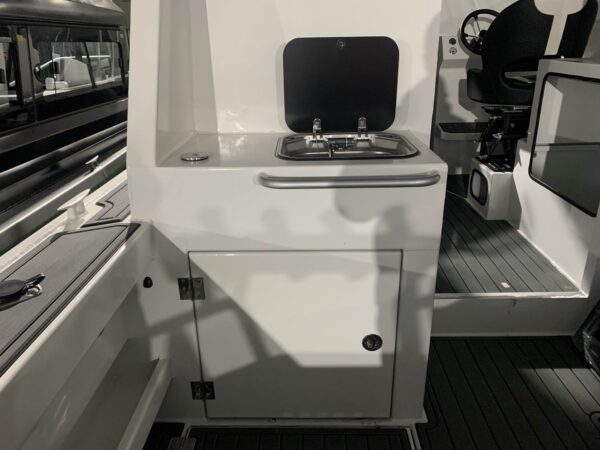 8.8m Shark Cat - Image 11