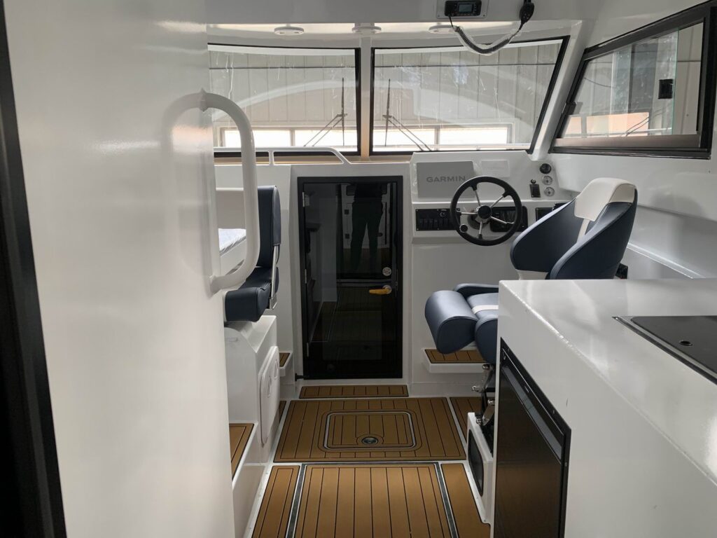 9.6m Pro Fisher