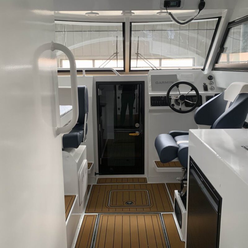 9.6m Pro Fisher - Image 10