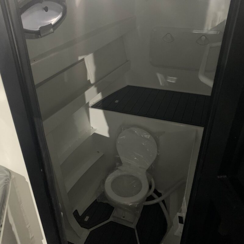 8.8m Shark Cat - Image 17