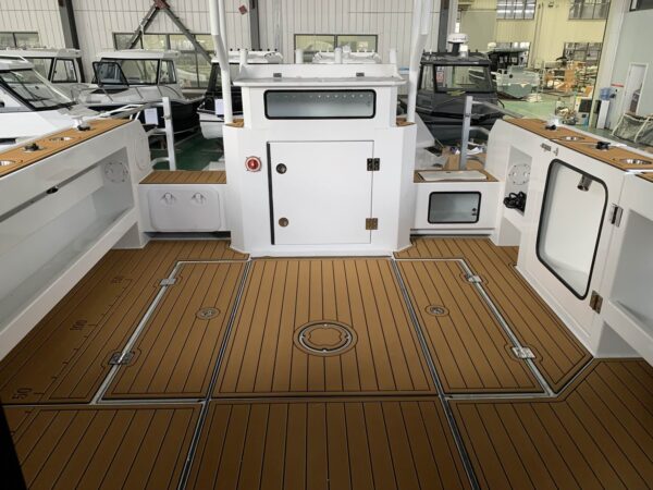 9.6m Pro Fisher - Image 17