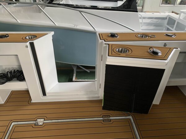 9.6m Pro Fisher - Image 19