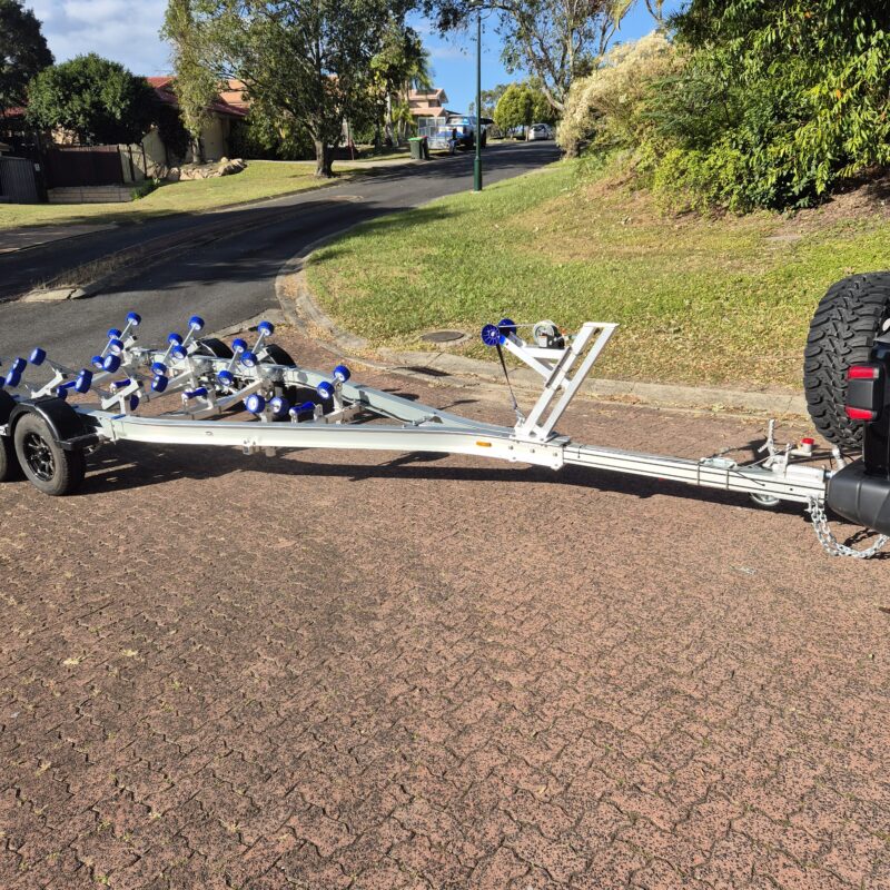 6.9m Aluminium Boat Trailer - Image 6