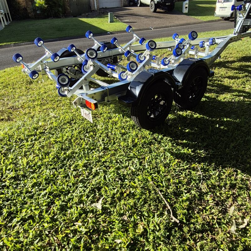 6.9m Aluminium Boat Trailer - Image 7