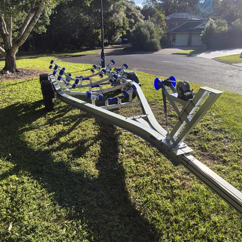 6.9m Aluminium Boat Trailer - Image 8