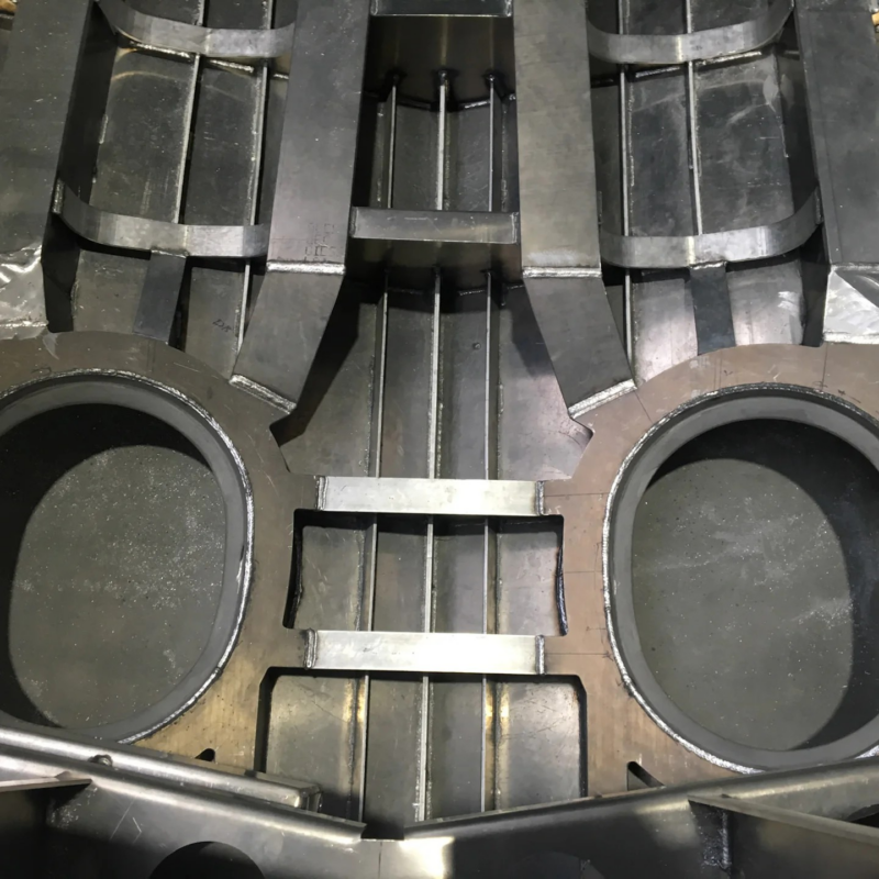 15m+ Yacht - Image 9