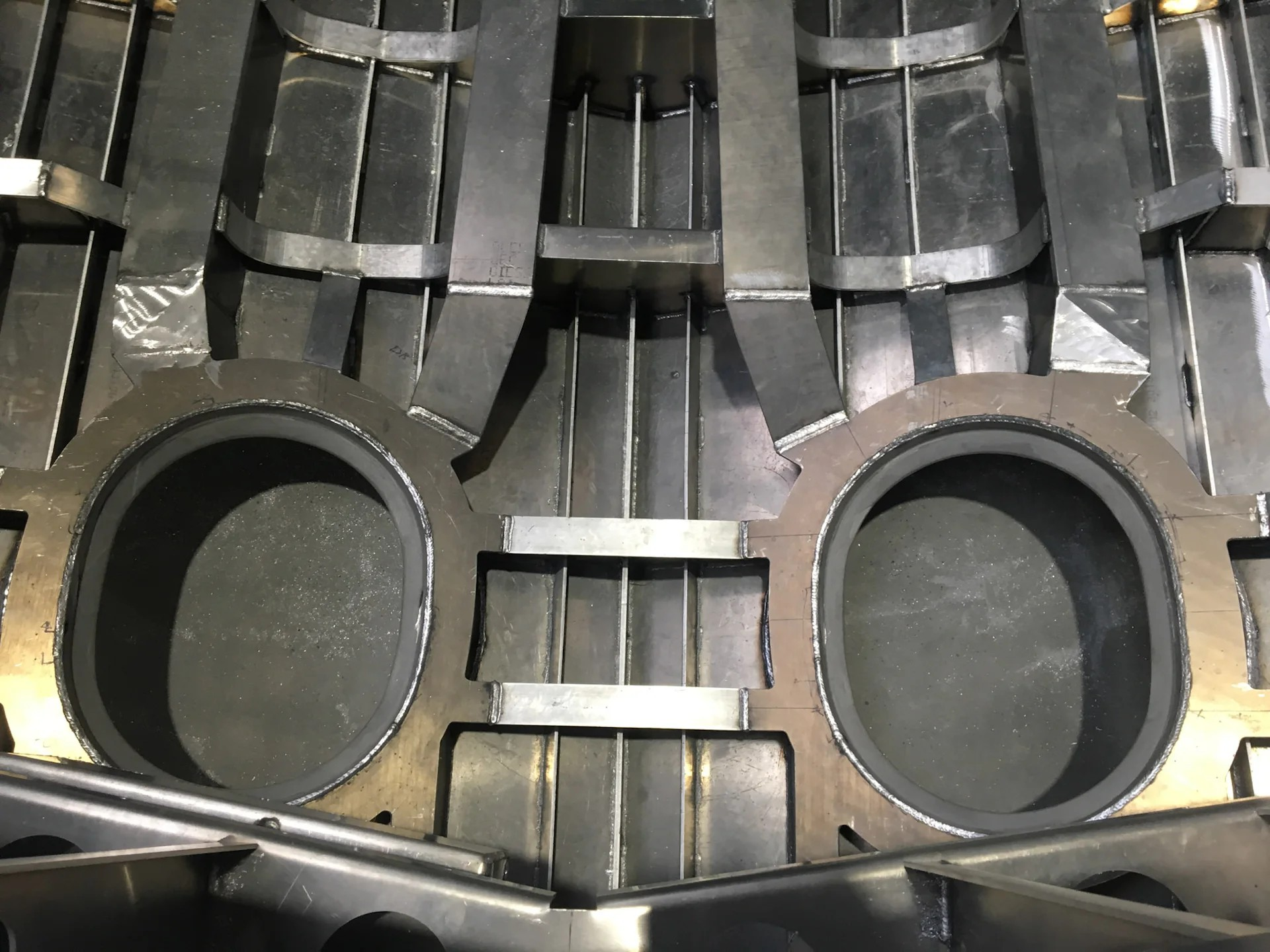 15m+ Yacht - Image 9