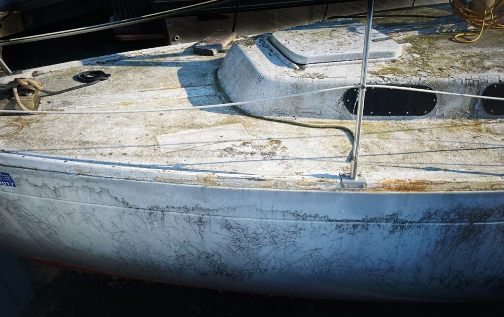 how to remove oxidation from aluminum boat