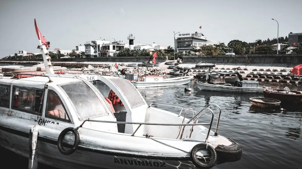 remove boat oxidation