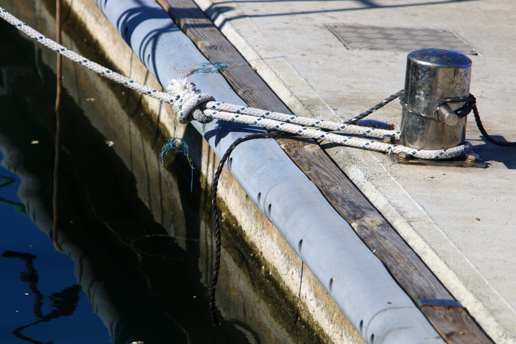 Using Fenders and Dock Lines Properly