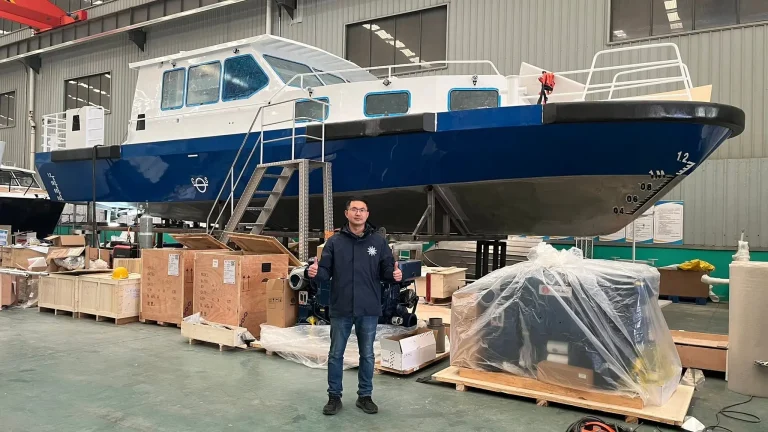 Navy plate aluminium work boat under fit out