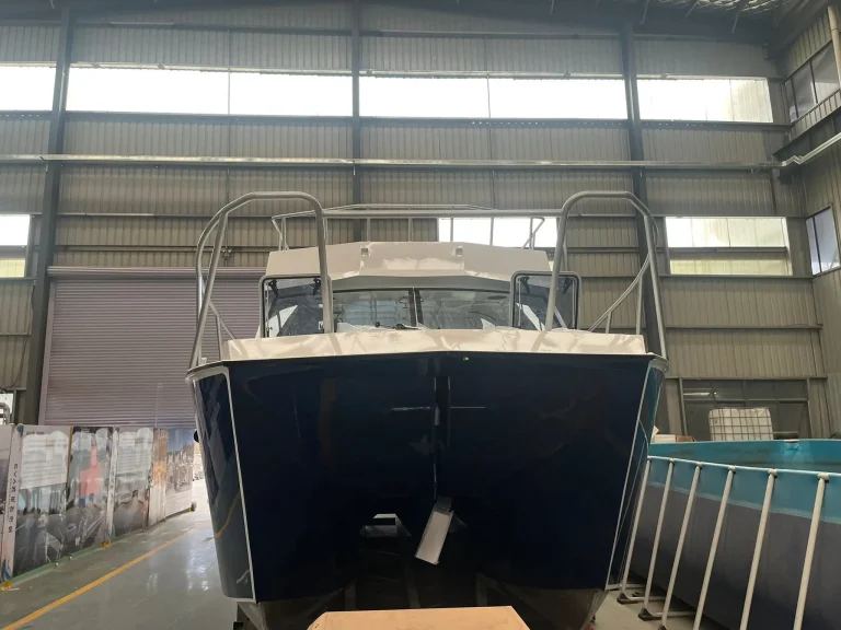 Plate aluminium cruiser in the finishing bay