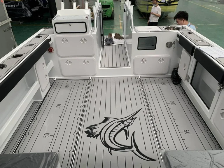 Rear deck with marlin motif on teak look flooring