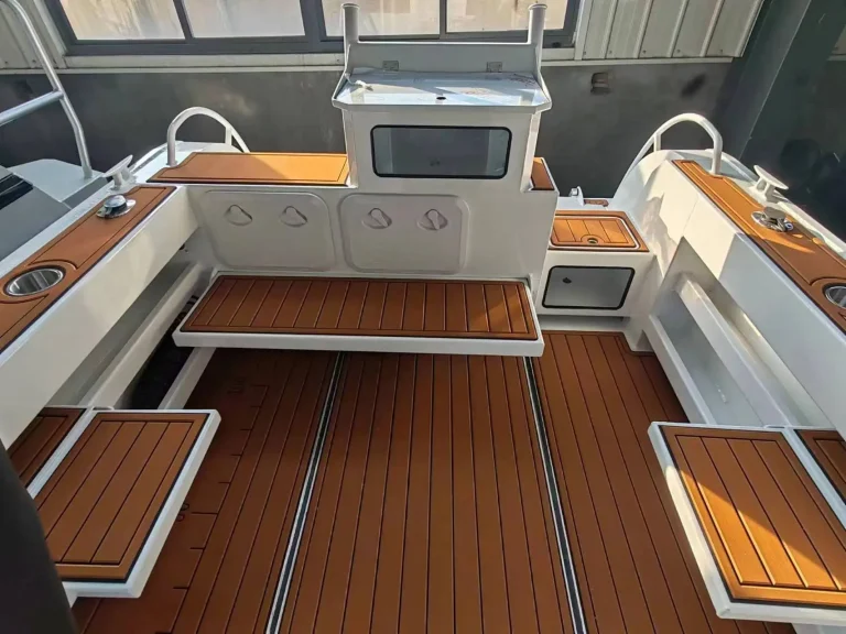 Rear deck with timber look flooring and seat modules